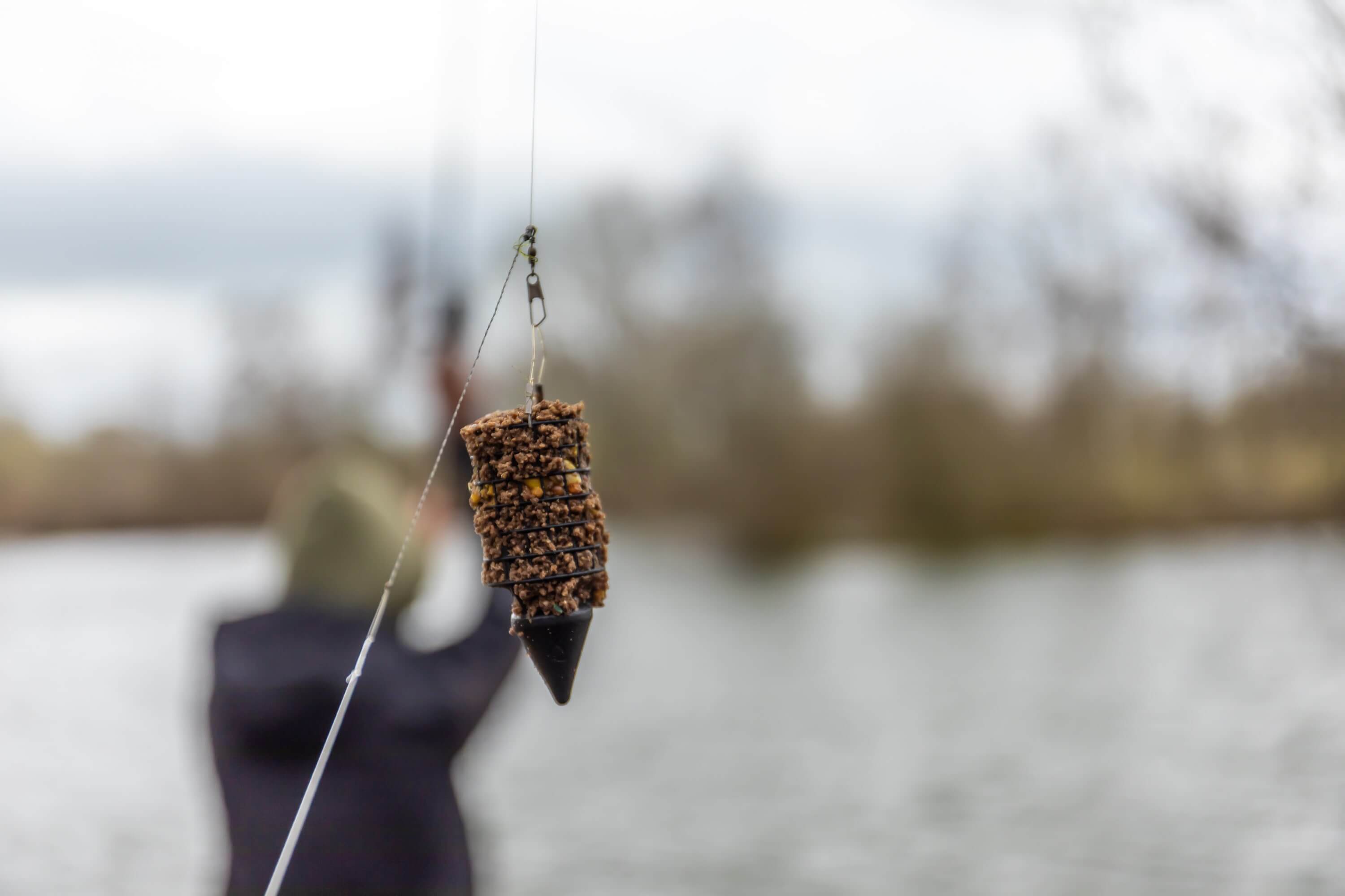 La Pêche au Feeder : Les 5 Meilleurs Montages Feeder 