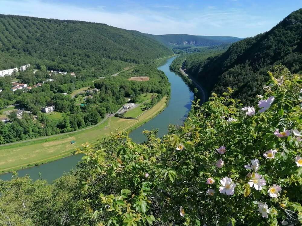 Fleuve Meuse, Nord de la France Fleuve Meuse, Nord de la France