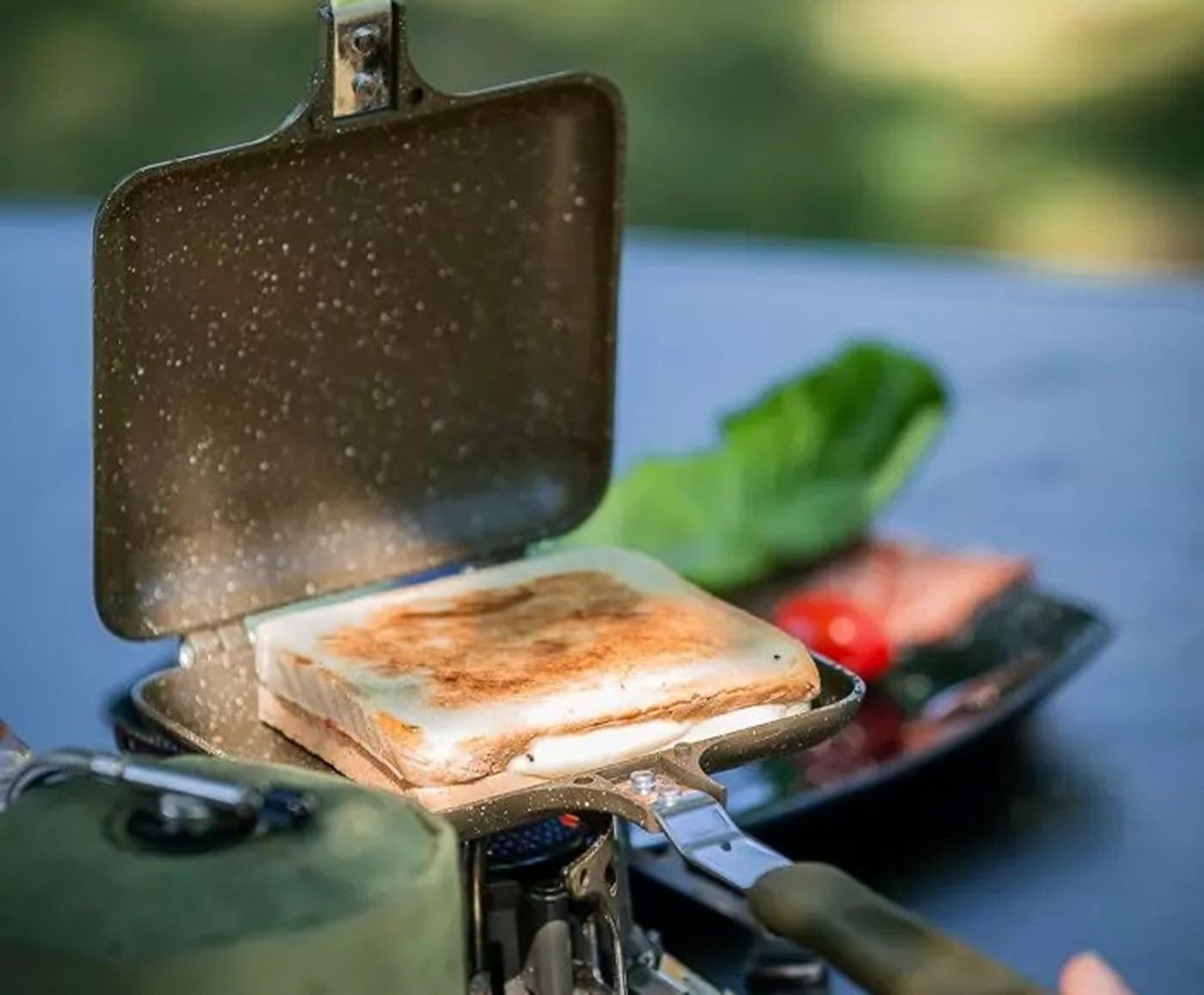 Trakker Armolife Marble Sandwich Toaster