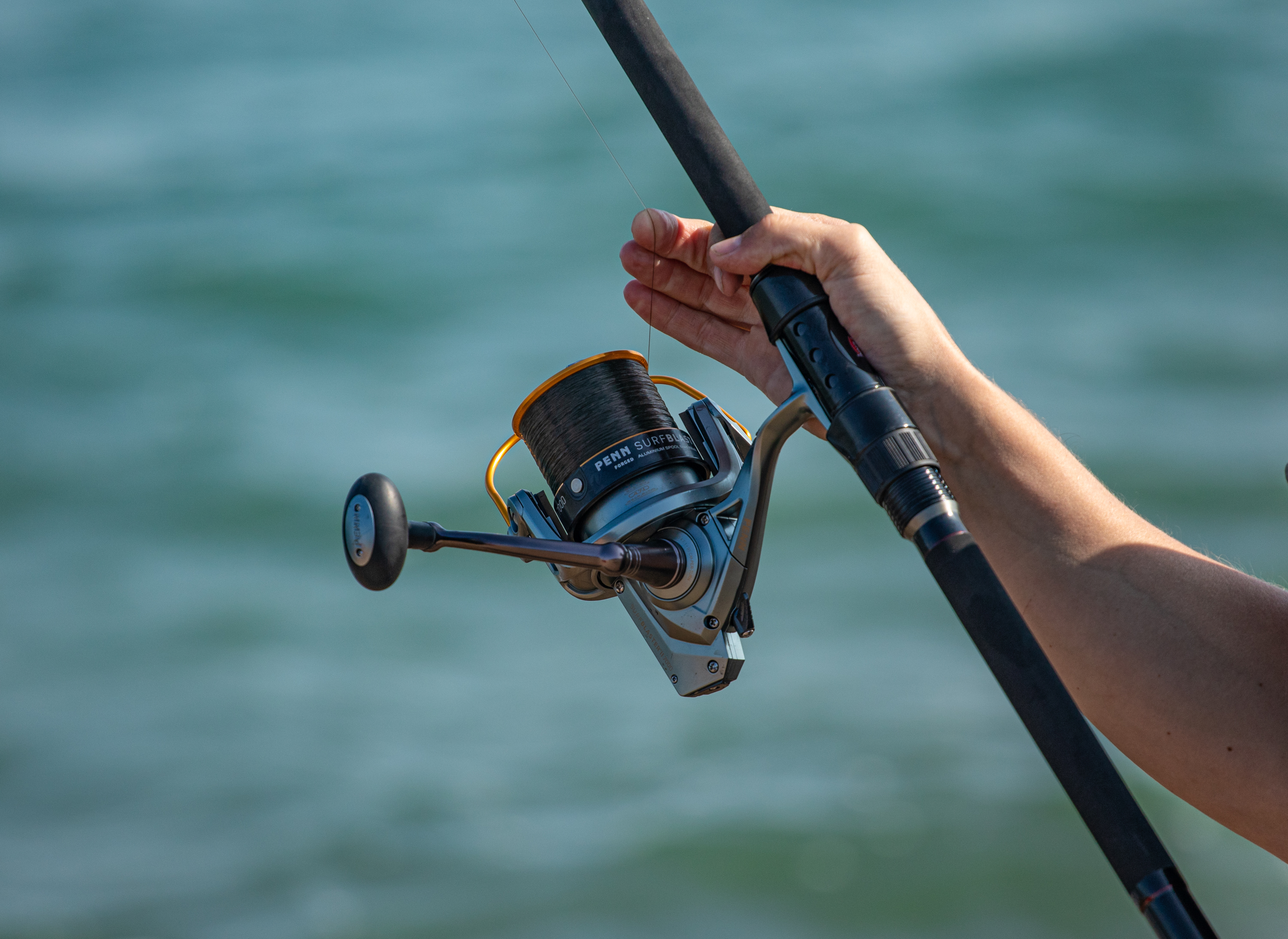 Wie man seine Schnur richtig auf die Rolle spult