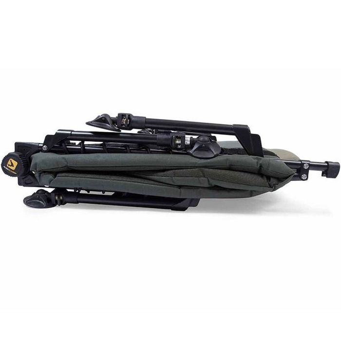 Avid Carp Terabite Bed Folded