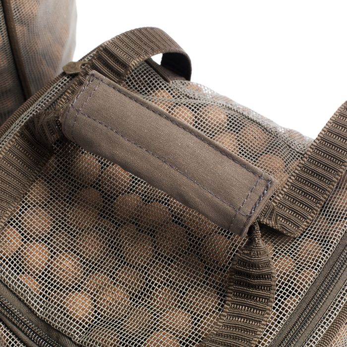 Close Up Shot of the Handle on the Nash Airflow