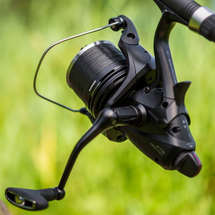 Shimano Baitrunner XT-B LC Freilaufrolle, von Oben