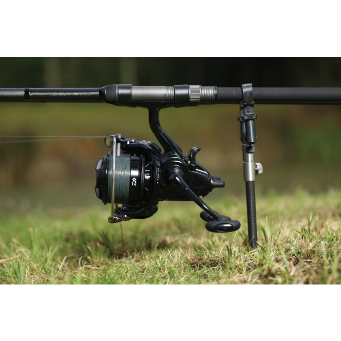 Daiwa Emblem BR25A Reel In Use 2