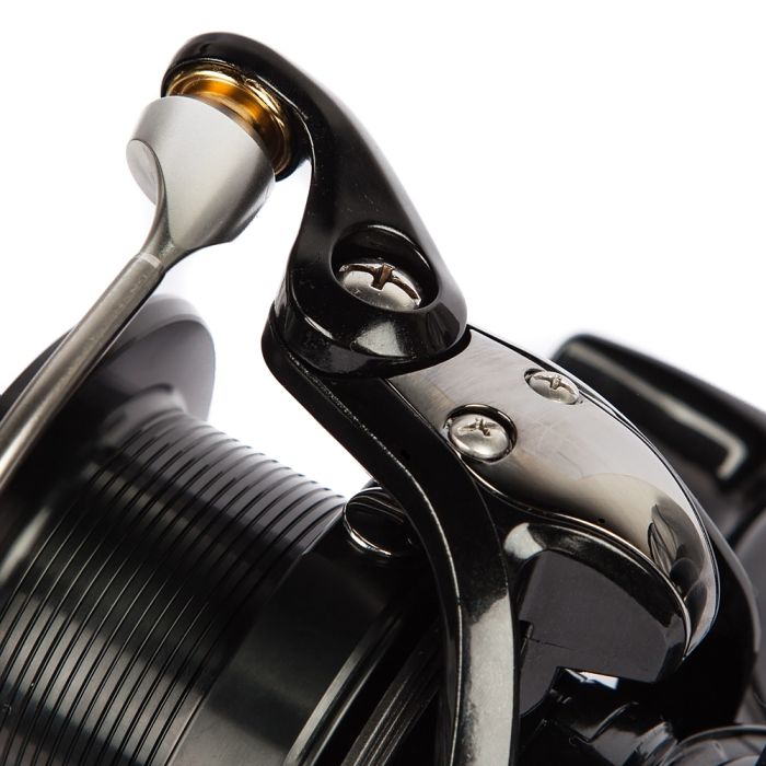 Daiwa Emblem BR25A Reel Close Up 6