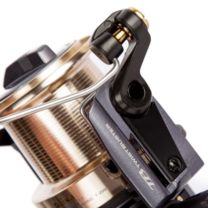 Daiwa Tournament-S Reel (Reels) Close Up 4