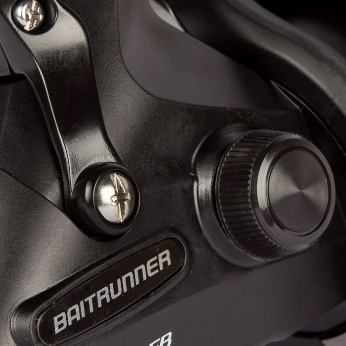 Shimano Baitrunner ST FB Reel 4000FB Close Up 2