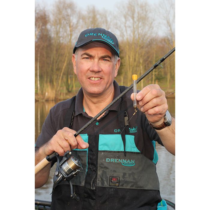 Drennan Shorty Pellet Waggler In Use 5