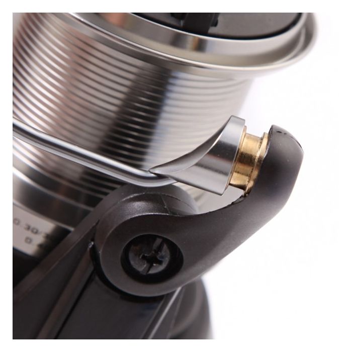 Sonik Dominator X SS Reels 6000 Close Up 5