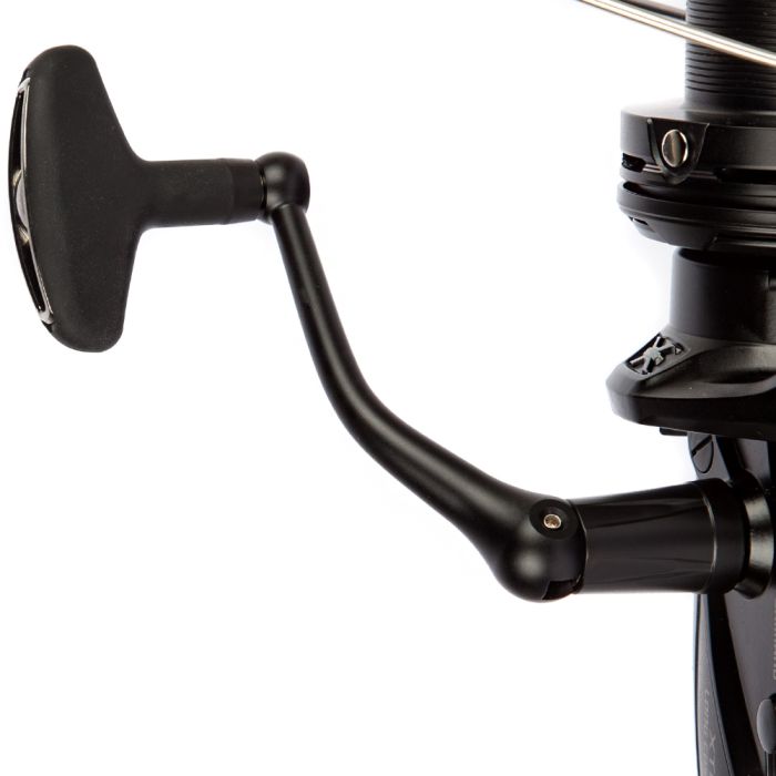 Shimano Baitrunner XT-B LC Freilaufrolle, Nahaufnahme von der Kurbel