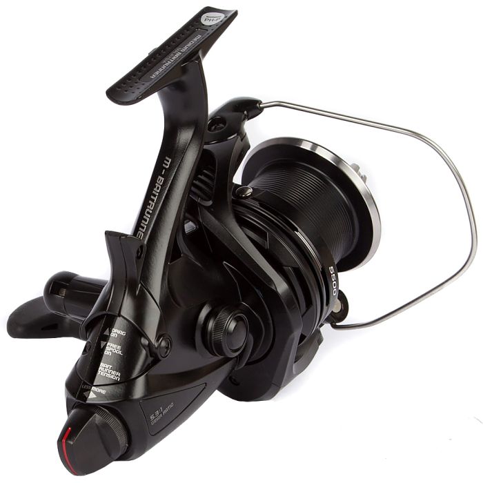 Shimano Baitrunner XT-B LC Freilaufrolle, abgewinkelte rechte Rückansicht